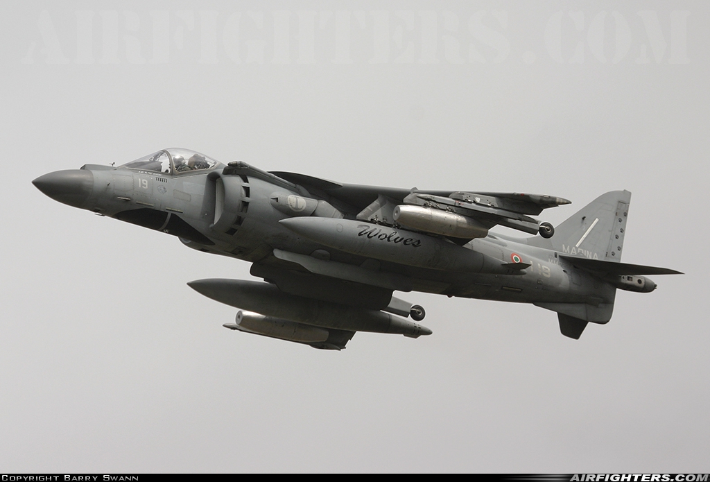 Italy - Navy McDonnell Douglas AV-8B+ Harrier ll MM7224 at Fairford (FFD / EGVA), UK