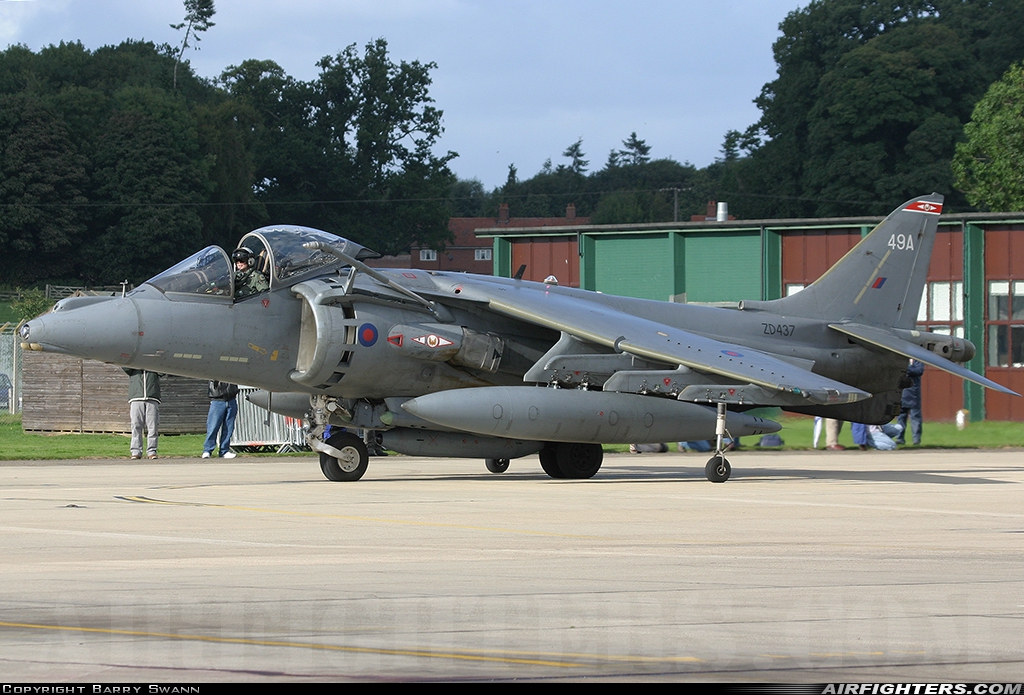 UK - Air Force British Aerospace Harrier GR.7A ZD437 at Coltishall (CLF / EGYC), UK