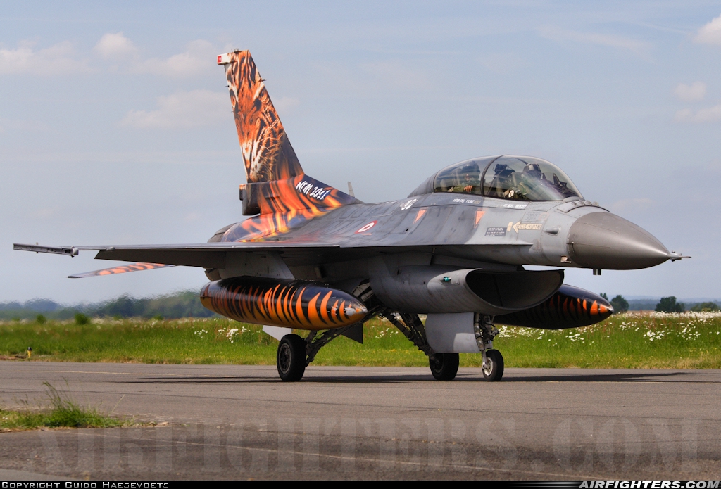 Türkiye - Air Force General Dynamics F-16D Fighting Falcon 93-0696 at Cambrai - Epinoy (LFQI), France