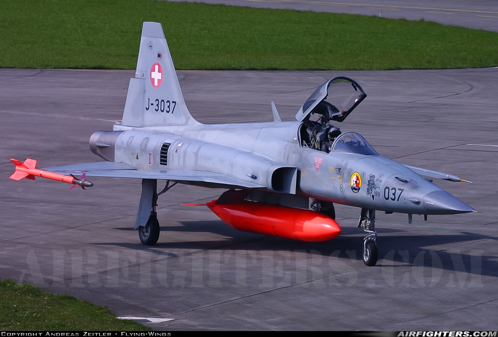Switzerland - Air Force Northrop F-5E Tiger II J-3037 at Buochs (Stans) (LSMU / LSZC), Switzerland