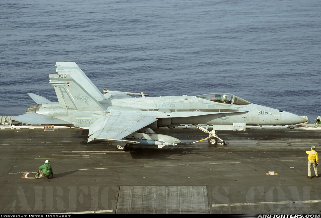 USA - Navy McDonnell Douglas F/A-18C Hornet 164691 at Off-Airport - Atlantic Ocean, International Airspace