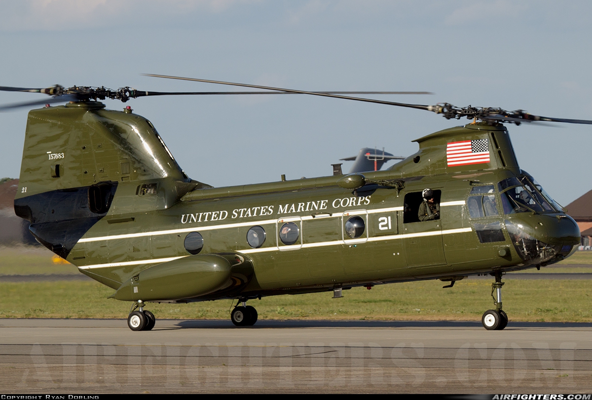 USA - Marines Boeing Vertol CH-46E Sea Knight (107-II) 157683 at Mildenhall (MHZ / GXH / EGUN), UK