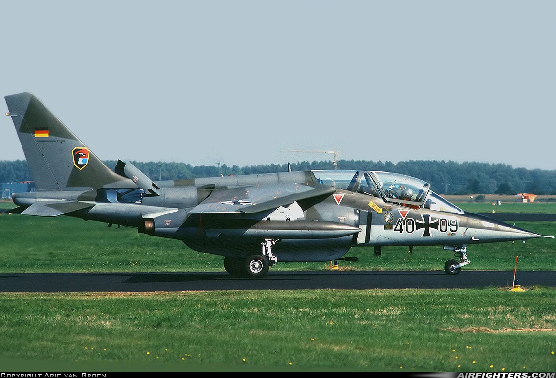 Germany - Air Force Dassault/Dornier Alpha Jet A 40+09 at Eindhoven (- Welschap) (EIN / EHEH), Netherlands