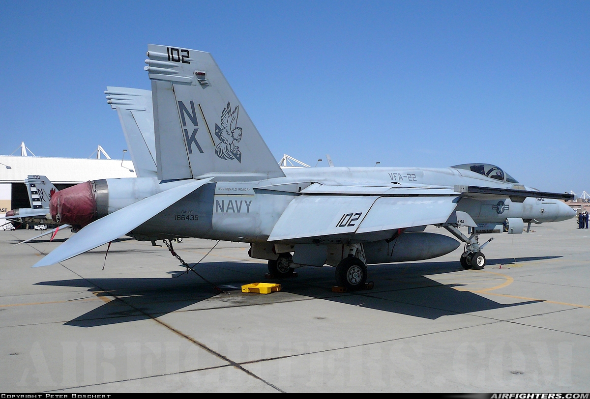 USA - Navy Boeing F/A-18E Super Hornet 166439 at Lemoore - NAS / Reeves Field (NLC), USA
