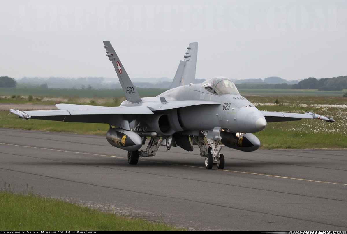 Switzerland - Air Force McDonnell Douglas F/A-18C Hornet J-5023 at Cambrai - Epinoy (LFQI), France