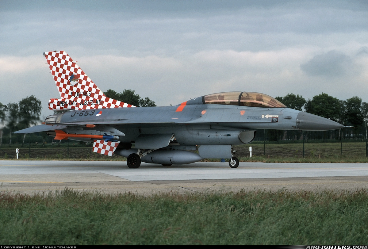 Netherlands - Air Force General Dynamics F-16B Fighting Falcon J-653 at Uden - Volkel (UDE / EHVK), Netherlands