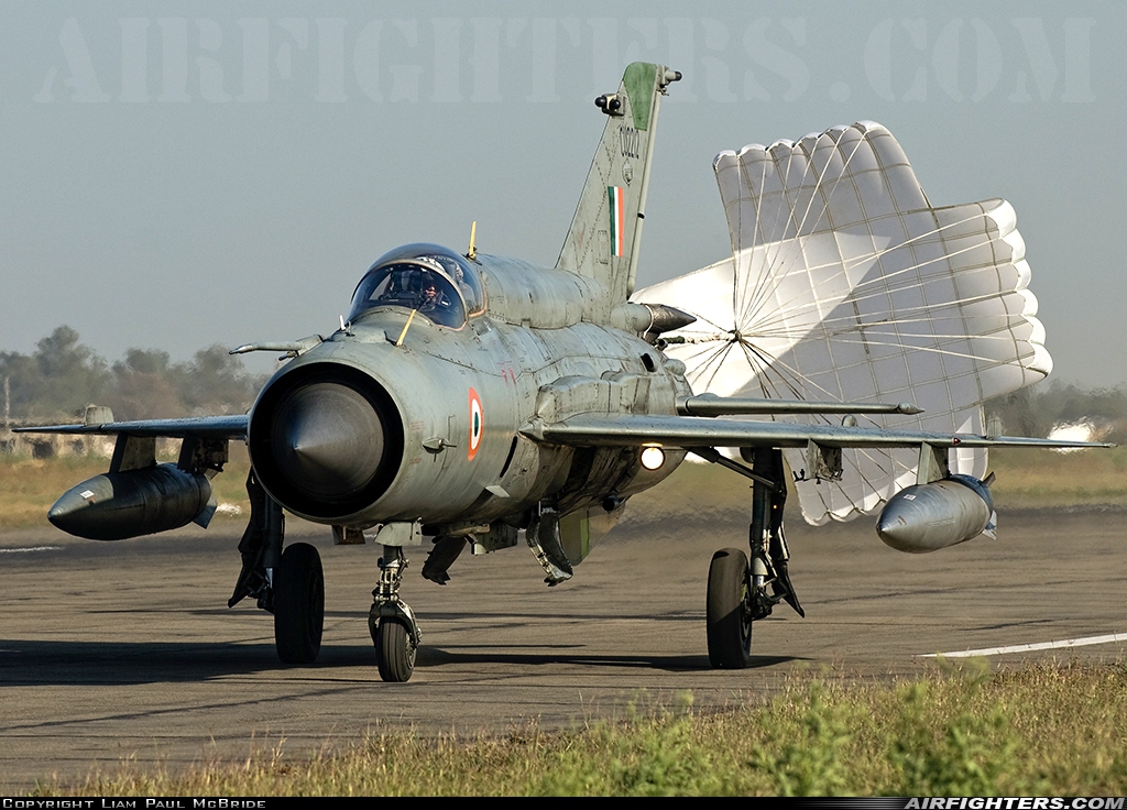 India - Air Force Mikoyan-Gurevich MiG-21bis CU2212 at Ambala (VIAM), India