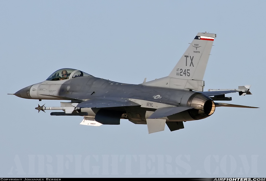 USA - Air Force General Dynamics F-16C Fighting Falcon 86-0245 at Fort Worth - NAS JRB / Carswell Field (AFB) (NFW / KFWH), USA