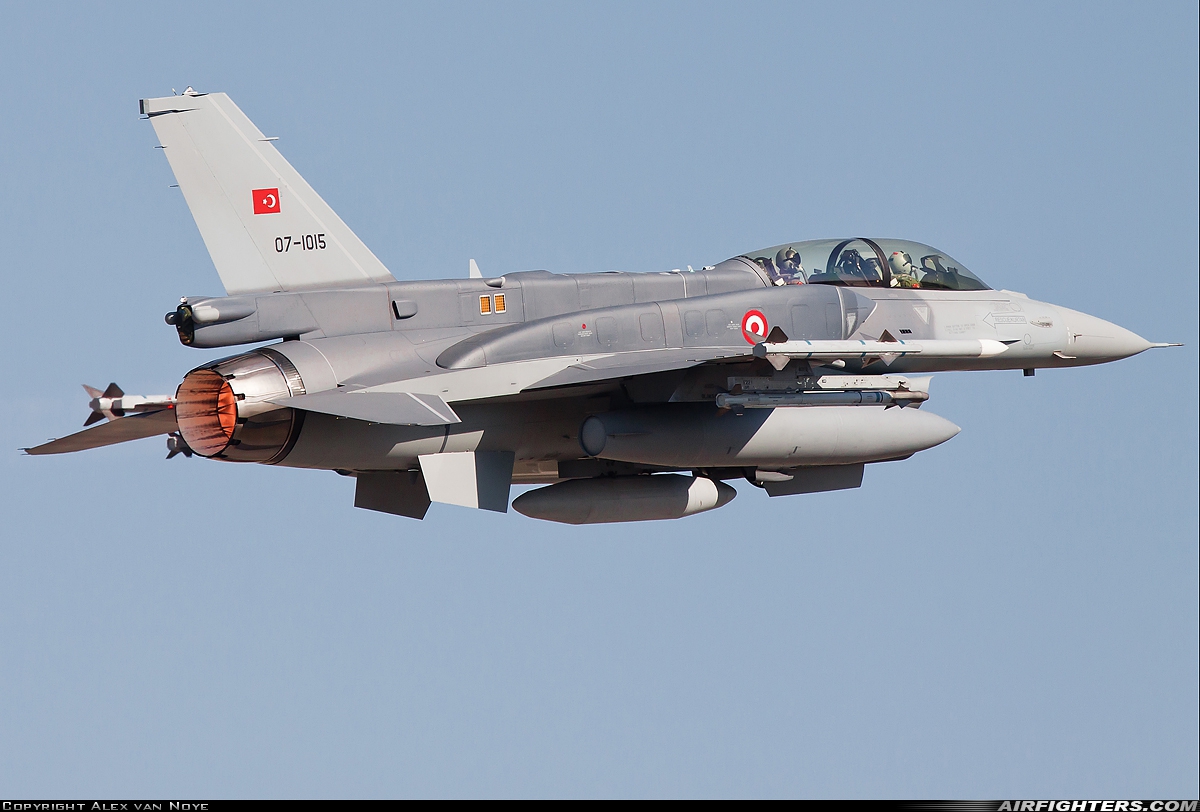 Türkiye - Air Force General Dynamics F-16D Fighting Falcon 07-1015 at Izmir - Cigli (IGL / LTBL), Türkiye