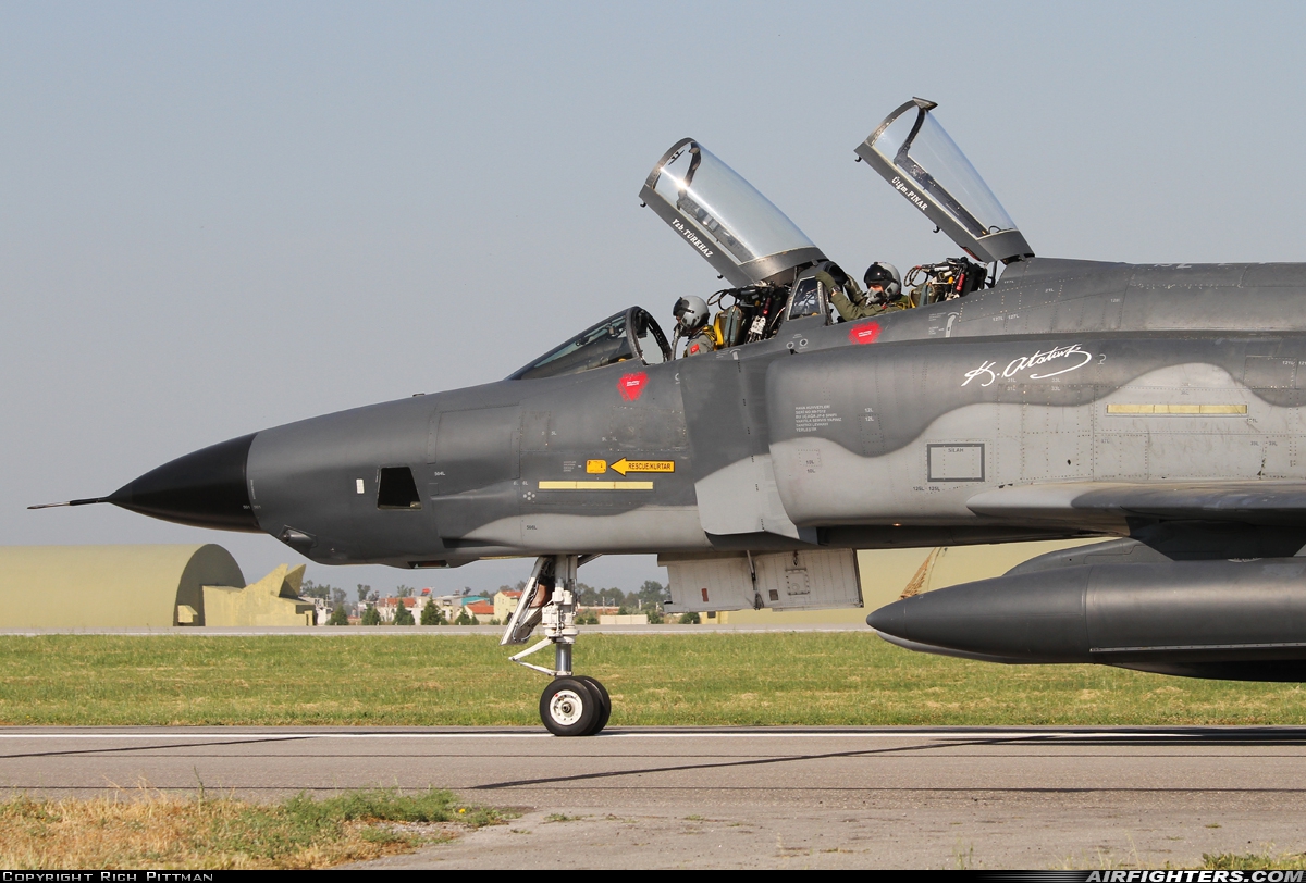 Türkiye - Air Force McDonnell Douglas RF-4E Phantom II 69-7512 at Izmir - Cigli (IGL / LTBL), Türkiye