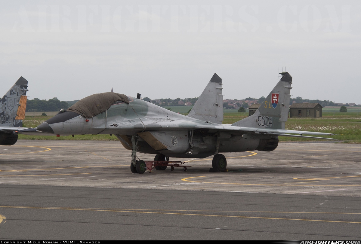 Slovakia - Air Force Mikoyan-Gurevich MiG-29UBS (9.51) 5304 at Cambrai - Epinoy (LFQI), France