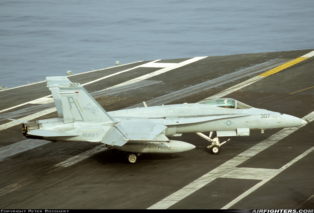 USA - Navy McDonnell Douglas F/A-18C Hornet 164239 at Off-Airport - Atlantic Ocean, International Airspace