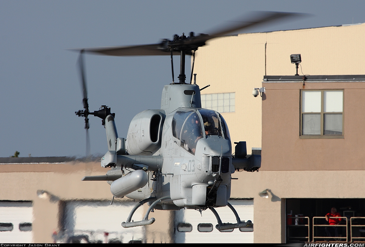 USA - Marines Bell AH-1W Super Cobra (209) 165292 at Brunswick - NAS (NHZ / KNHZ), USA