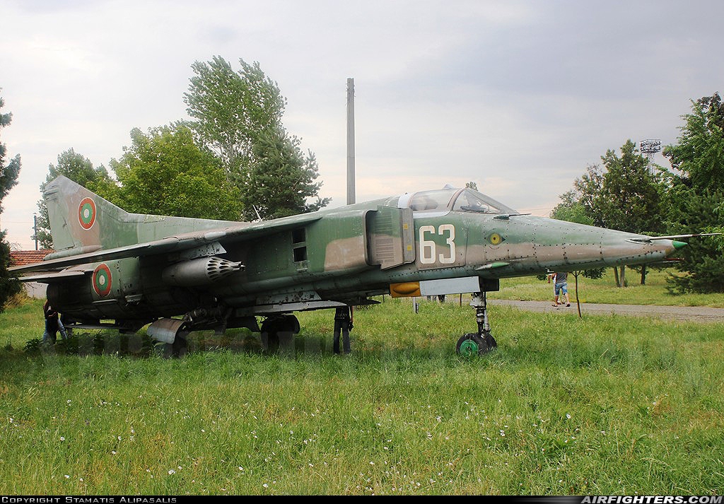 Bulgaria - Air Force Mikoyan-Gurevich MiG-23BN 63 at Graf Ignatievo (LBPG), Bulgaria