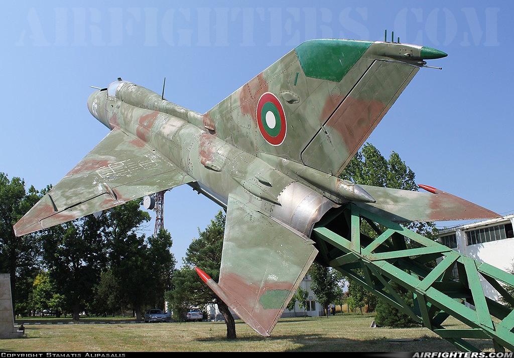 Bulgaria - Air Force Mikoyan-Gurevich MiG-21PFM 66 at Graf Ignatievo (LBPG), Bulgaria