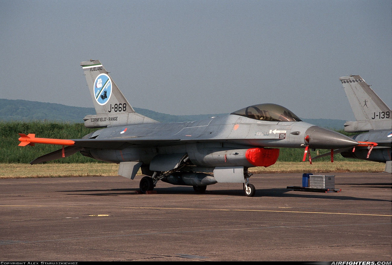 Netherlands - Air Force General Dynamics F-16A Fighting Falcon J-868 at Luxeuil - St. Sauveur (LFSX), France