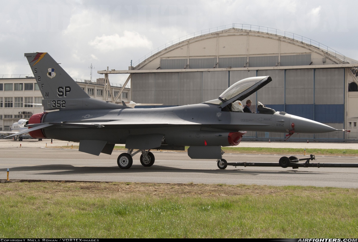 USA - Air Force General Dynamics F-16C Fighting Falcon 91-0352 at Paris - Le Bourget (LBG / LFPB), France
