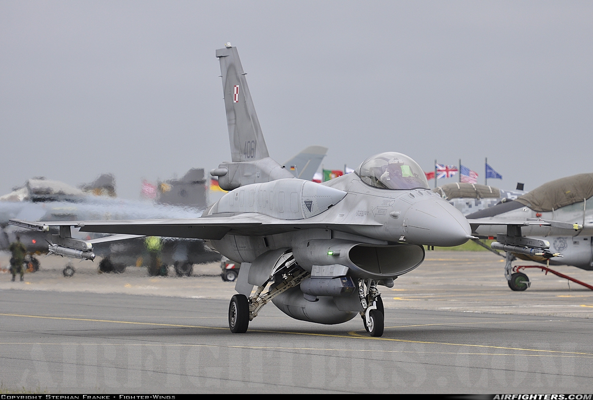 Poland - Air Force General Dynamics F-16C Fighting Falcon 4061 at Cambrai - Epinoy (LFQI), France