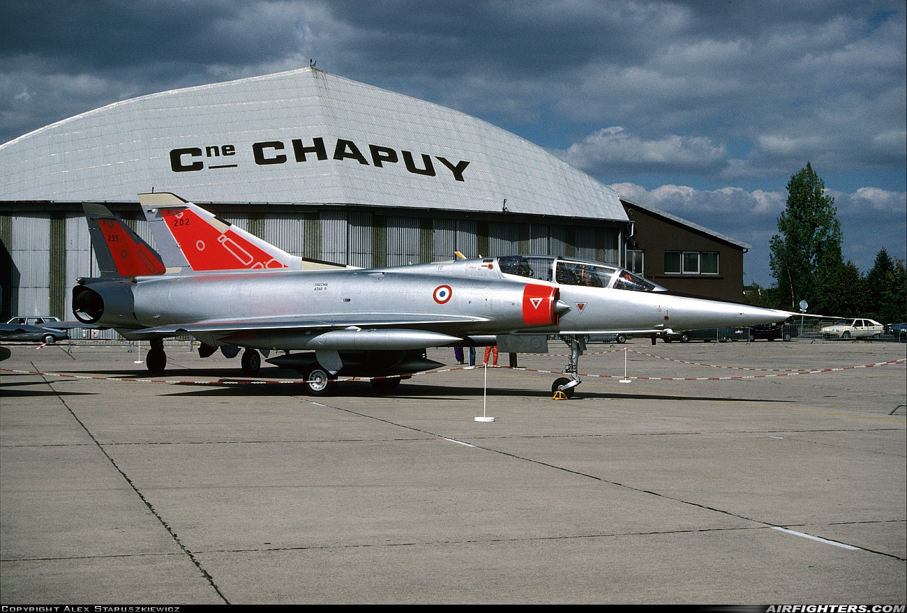 France - CEV Dassault Mirage IIIB 202 at Bretigny-sur-Orge (LFPY), France