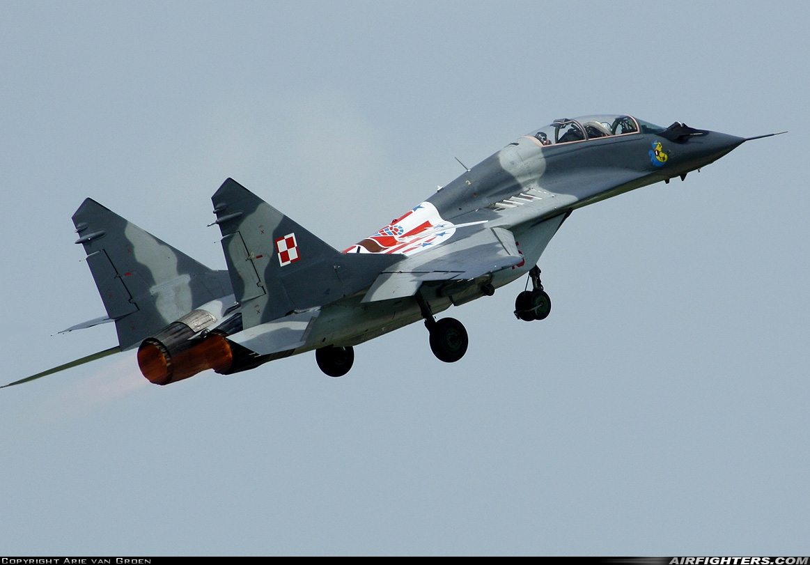 Poland - Air Force Mikoyan-Gurevich MiG-29UB (9.51) 15 at Leeuwarden (LWR / EHLW), Netherlands