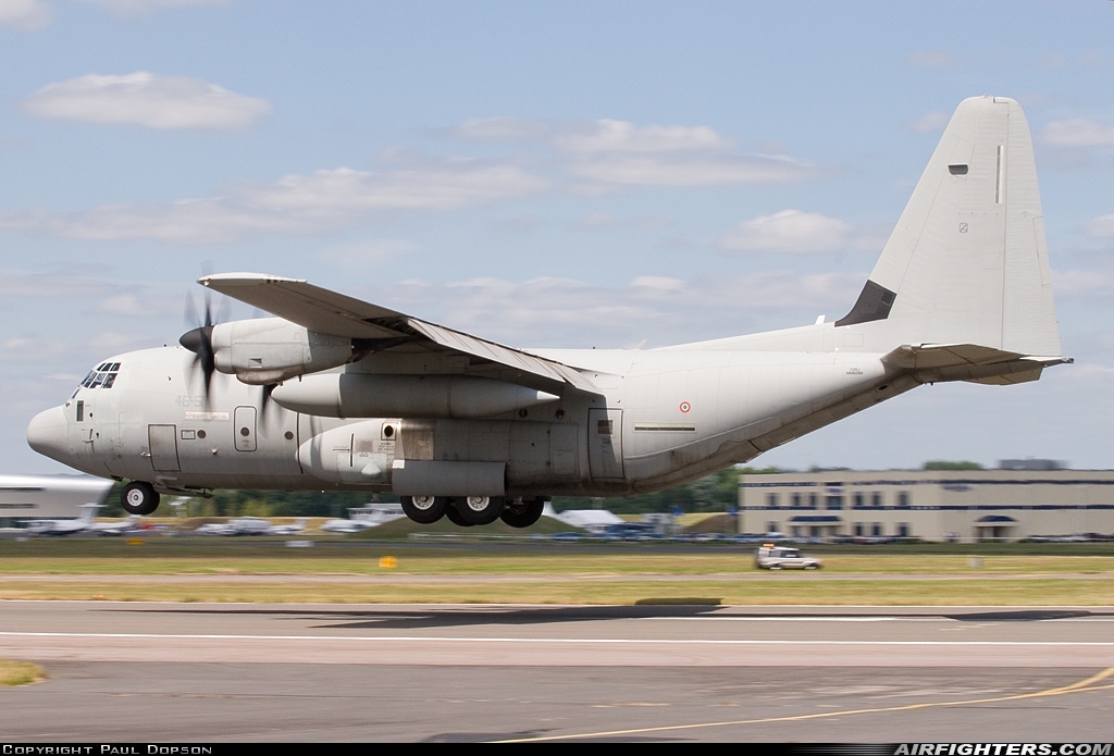 Italy - Air Force Lockheed Martin C-130J Hercules (L-382) MM62186 at Farnborough (FAB / EGLF), UK
