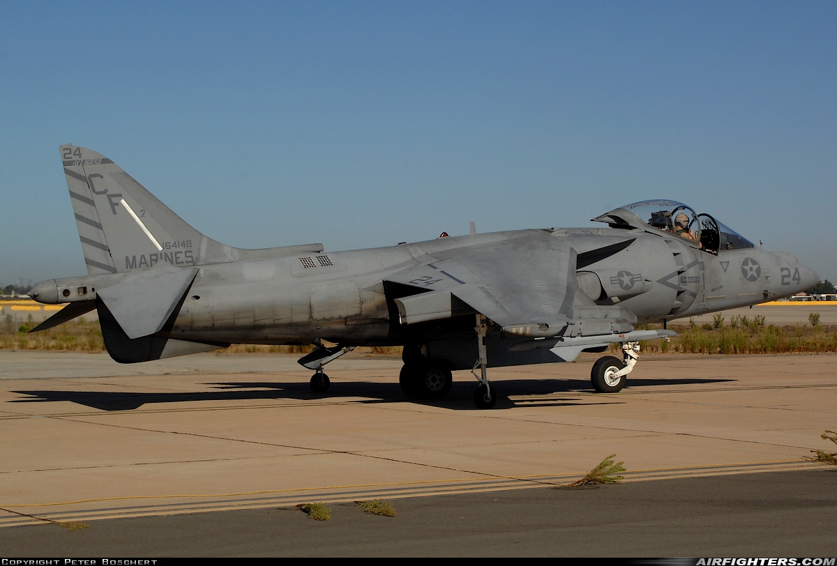 USA - Marines McDonnell Douglas AV-8B Harrier II 164148 at San Diego - Miramar MCAS (NAS) / Mitscher Field (NKX / KNKX), USA