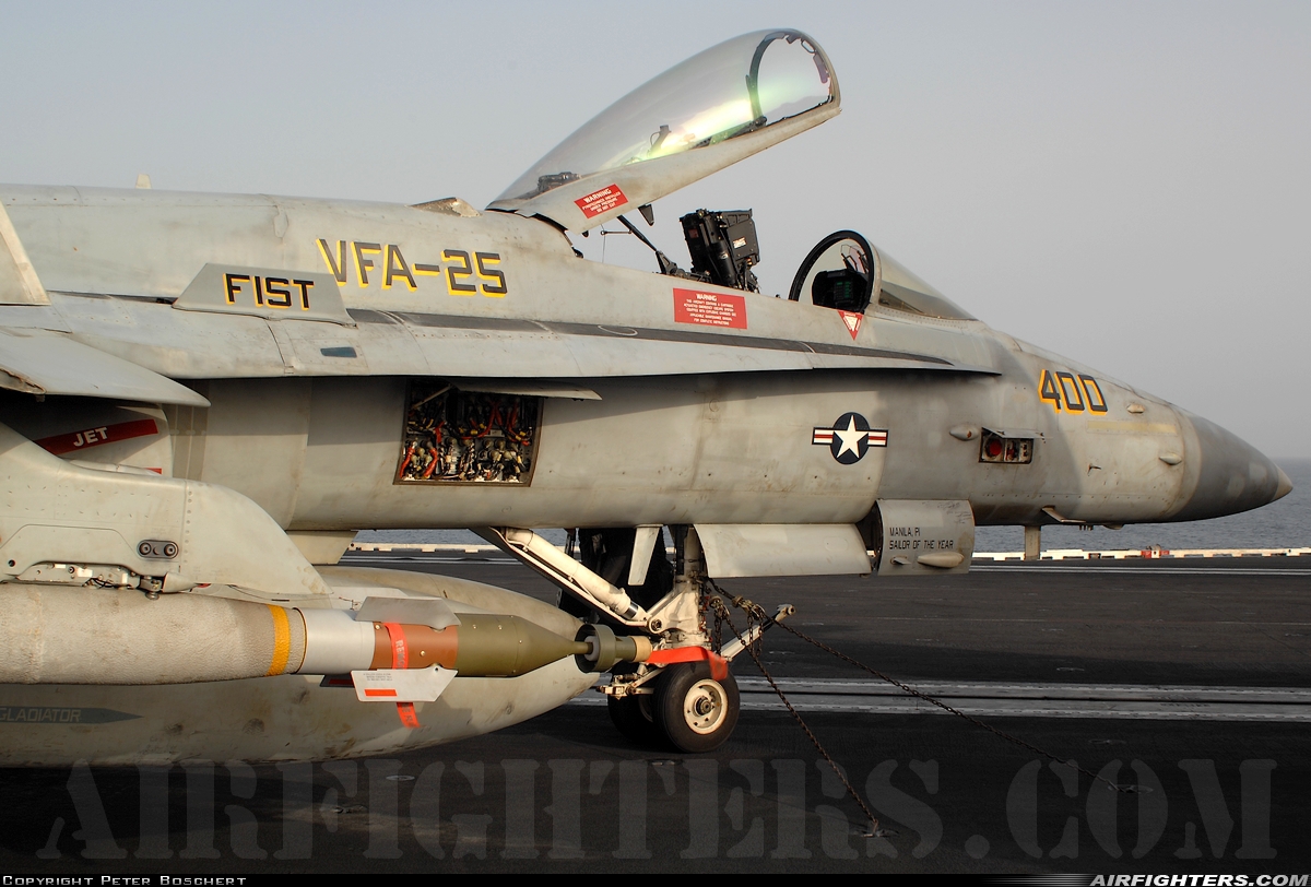 USA - Navy McDonnell Douglas F/A-18C Hornet 164206 at Off-Airport - Arabian Sea, International Airspace
