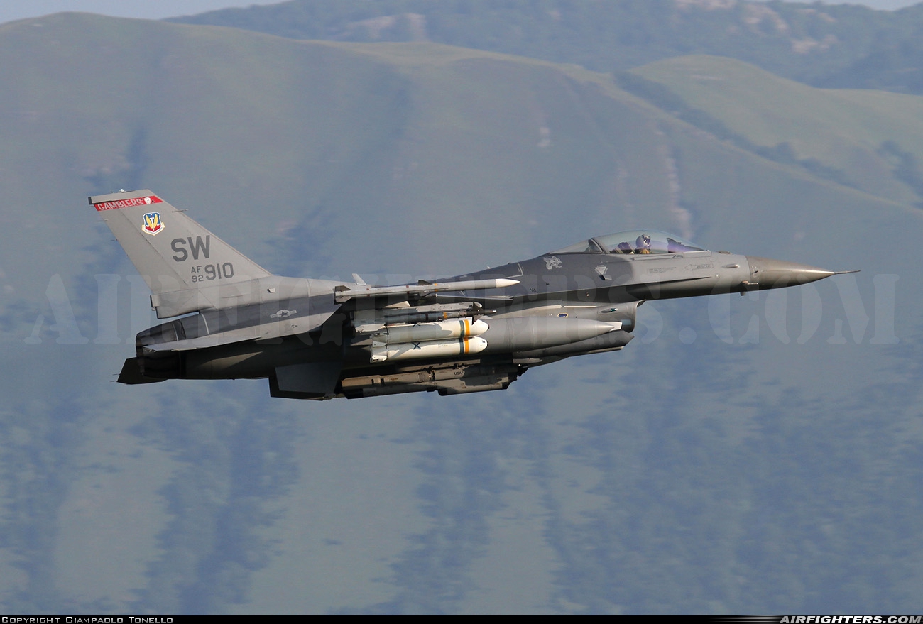 USA - Air Force General Dynamics F-16C Fighting Falcon 92-3910 at Aviano (- Pagliano e Gori) (AVB / LIPA), Italy