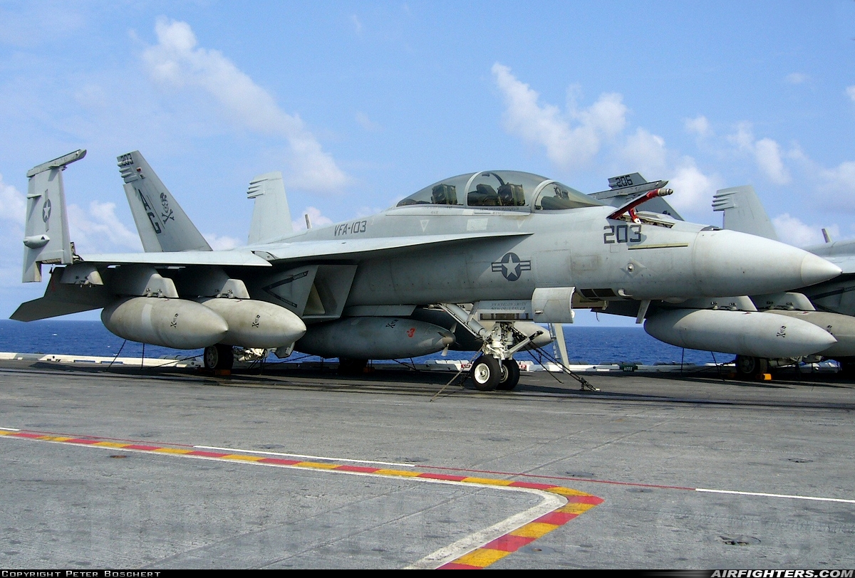 USA - Navy Boeing F/A-18F Super Hornet 166613 at Off-Airport - Atlantic Ocean, International Airspace