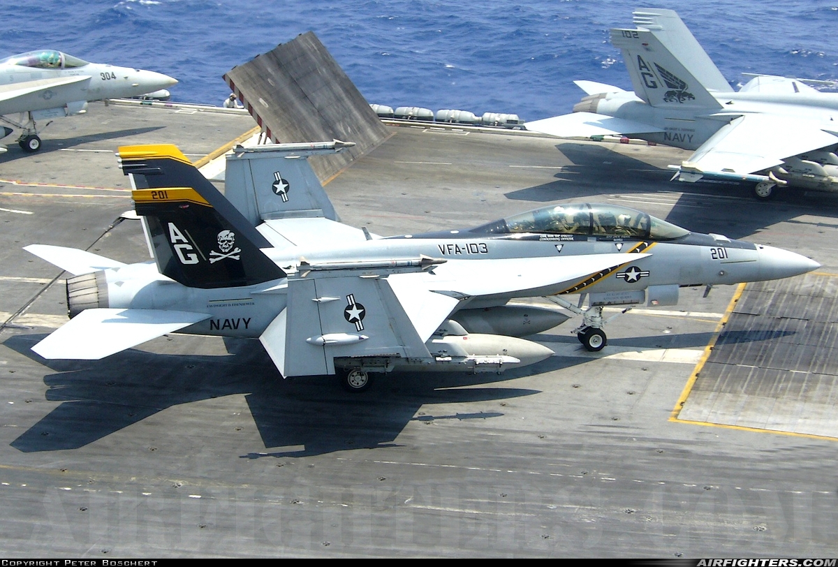 USA - Navy Boeing F/A-18F Super Hornet 166621 at Off-Airport - Atlantic Ocean, International Airspace